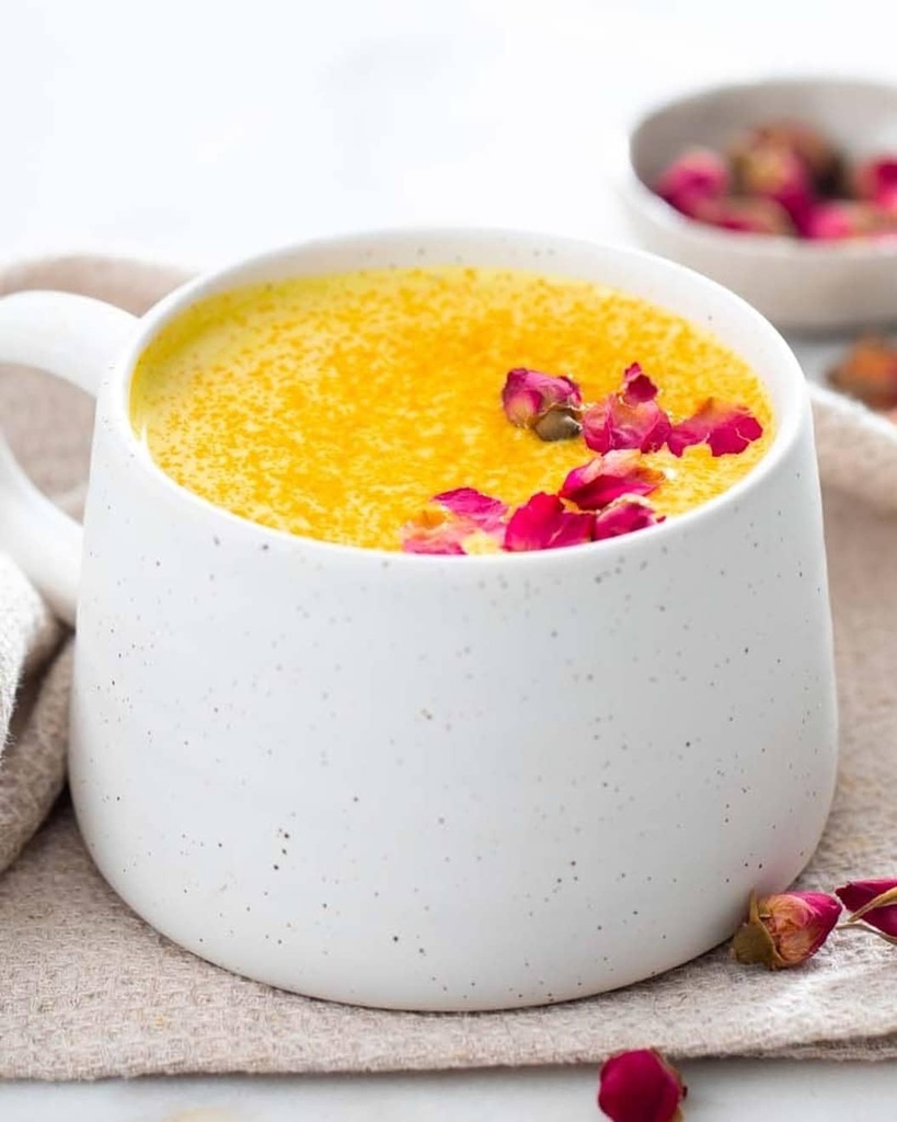 organic-golden-milk-powder-with-ayurvedic-turmeric-adaptogens-ashwagandha-reishi-ginger-maple-vanilla-flavor-30-servings-07-organic-golden-milk-powder-with-ayurvedic-turmeric-7.jpg